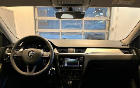 Skoda Rapid I, 2018 год, 1 365 000 рублей, 9 фотография