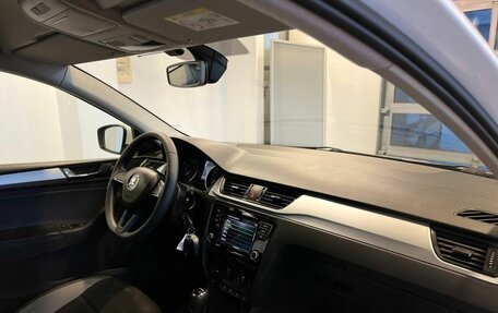 Skoda Rapid I, 2018 год, 1 365 000 рублей, 12 фотография