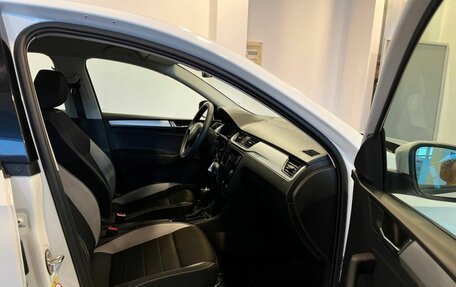 Skoda Rapid I, 2018 год, 1 365 000 рублей, 29 фотография