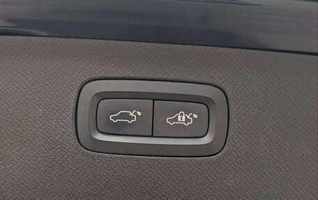 Volvo XC90 II рестайлинг, 2020 год, 5 800 000 рублей, 28 фотография