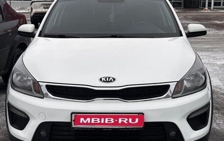KIA Rio IV, 2018 год, 1 300 000 рублей, 1 фотография