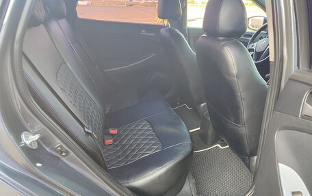 Hyundai Solaris II рестайлинг, 2015 год, 1 100 000 рублей, 9 фотография