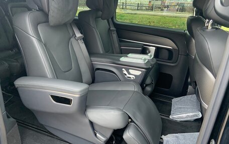 Mercedes-Benz V-Класс, 2025 год, 13 700 000 рублей, 11 фотография