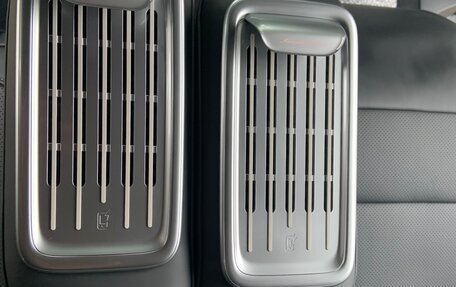 Mercedes-Benz V-Класс, 2025 год, 13 700 000 рублей, 29 фотография