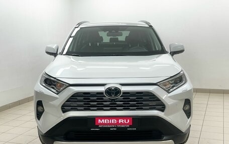 Toyota RAV4, 2021 год, 4 400 000 рублей, 2 фотография