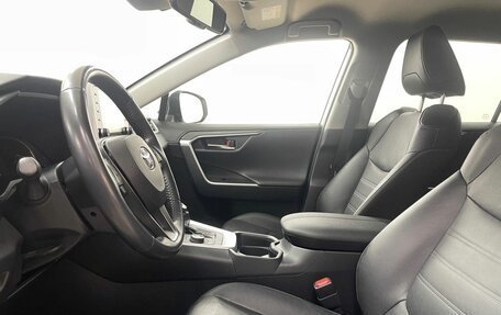 Toyota RAV4, 2021 год, 4 400 000 рублей, 11 фотография