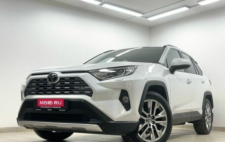 Toyota RAV4, 2021 год, 4 400 000 рублей, 7 фотография