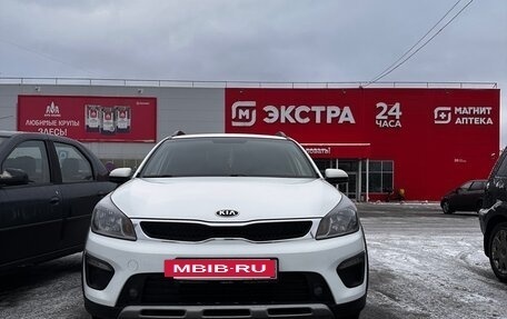 KIA Rio IV, 2018 год, 1 300 000 рублей, 2 фотография