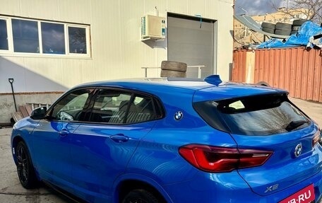 BMW X2, 2018 год, 2 350 000 рублей, 2 фотография