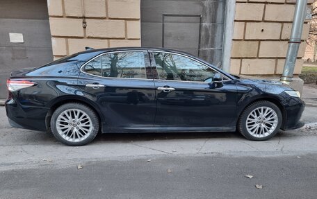 Toyota Camry, 2020 год, 3 100 000 рублей, 4 фотография