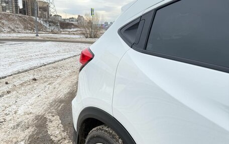 Honda Vezel, 2021 год, 1 650 000 рублей, 5 фотография