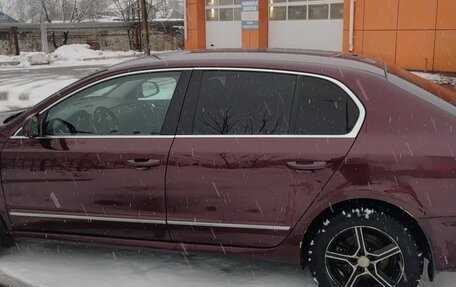 Skoda Superb III рестайлинг, 2014 год, 890 000 рублей, 6 фотография