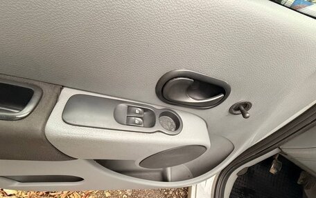 Renault Modus I, 2007 год, 285 000 рублей, 15 фотография