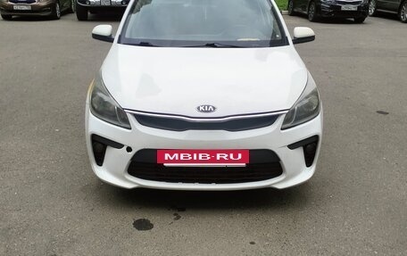 KIA Rio IV, 2017 год, 600 000 рублей, 4 фотография