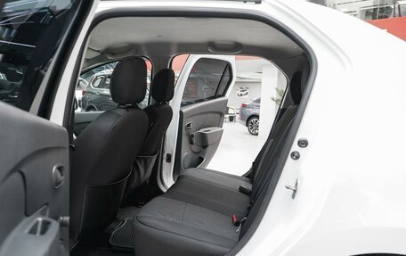 Renault Logan II, 2015 год, 749 000 рублей, 7 фотография