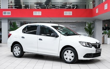 Renault Logan II, 2015 год, 749 000 рублей, 3 фотография