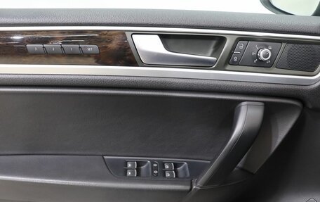 Volkswagen Touareg III, 2013 год, 2 690 000 рублей, 11 фотография