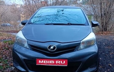 Toyota Vitz, 2013 год, 650 000 рублей, 1 фотография