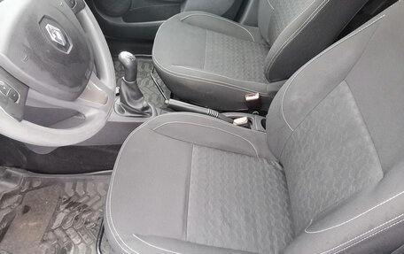 Renault Logan II, 2016 год, 670 000 рублей, 9 фотография