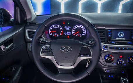 Hyundai Solaris II рестайлинг, 2017 год, 1 250 000 рублей, 31 фотография