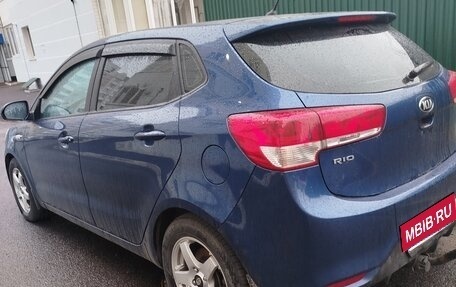 KIA Rio III рестайлинг, 2015 год, 1 100 000 рублей, 11 фотография