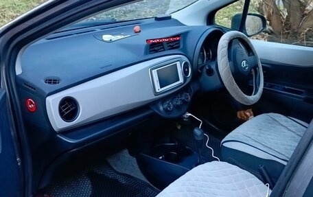 Toyota Vitz, 2013 год, 650 000 рублей, 7 фотография