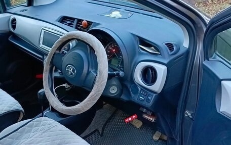 Toyota Vitz, 2013 год, 650 000 рублей, 9 фотография