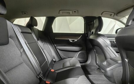 Volvo V90 Cross Country I рестайлинг, 2018 год, 2 855 000 рублей, 14 фотография