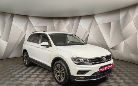 Volkswagen Tiguan II, 2018 год, 1 893 000 рублей, 3 фотография