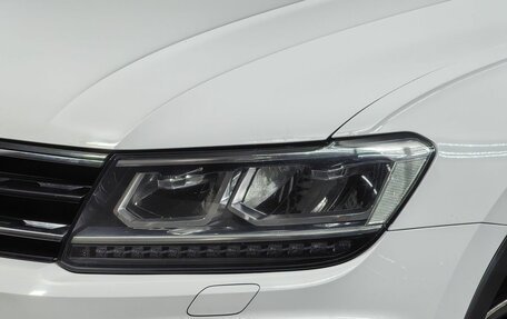 Volkswagen Tiguan II, 2018 год, 1 893 000 рублей, 9 фотография