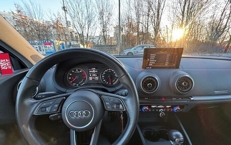 Audi A3, 2019 год, 2 300 000 рублей, 10 фотография