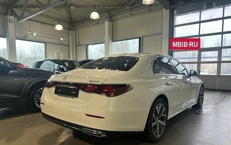 Mercedes-Benz E-Класс, 2024 год, 7 500 000 рублей, 6 фотография