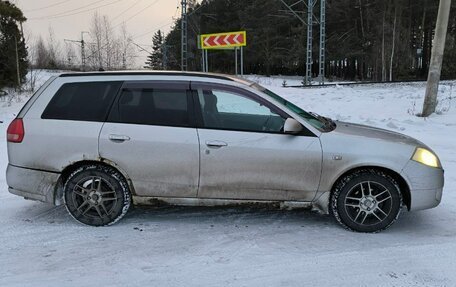 Nissan Wingroad III, 2002 год, 400 000 рублей, 4 фотография