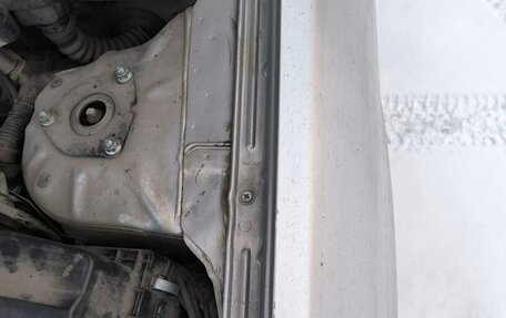 Nissan Wingroad III, 2002 год, 400 000 рублей, 15 фотография