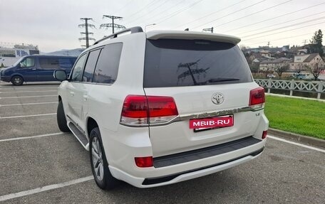 Toyota Land Cruiser 200, 2016 год, 4 700 000 рублей, 3 фотография