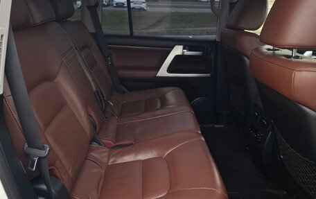 Toyota Land Cruiser 200, 2016 год, 4 700 000 рублей, 13 фотография