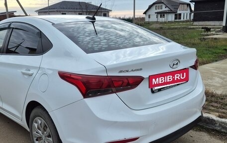 Hyundai Solaris II рестайлинг, 2017 год, 980 000 рублей, 3 фотография