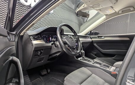 Volkswagen Passat B8 рестайлинг, 2019 год, 2 250 000 рублей, 11 фотография