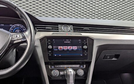 Volkswagen Passat B8 рестайлинг, 2019 год, 2 250 000 рублей, 18 фотография