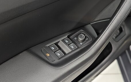 Volkswagen Passat B8 рестайлинг, 2019 год, 2 250 000 рублей, 21 фотография