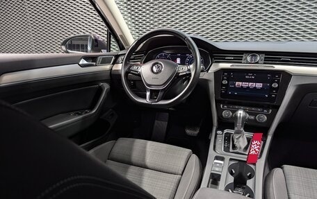 Volkswagen Passat B8 рестайлинг, 2019 год, 2 250 000 рублей, 15 фотография