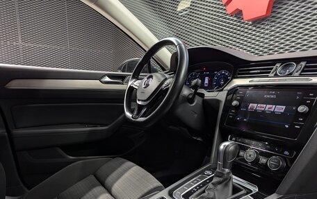 Volkswagen Passat B8 рестайлинг, 2019 год, 2 250 000 рублей, 35 фотография