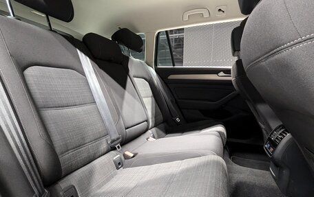 Volkswagen Passat B8 рестайлинг, 2019 год, 2 250 000 рублей, 38 фотография