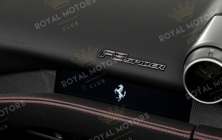 Ferrari F8, 2021 год, 33 900 000 рублей, 13 фотография