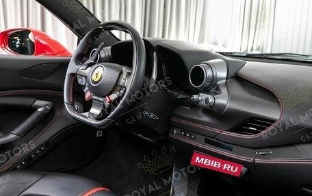 Ferrari F8, 2021 год, 33 900 000 рублей, 9 фотография