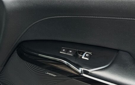 KIA K5, 2020 год, 2 550 000 рублей, 25 фотография