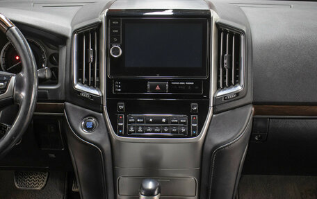 Toyota Land Cruiser 200, 2015 год, 4 998 000 рублей, 15 фотография