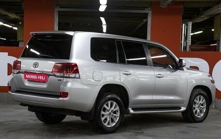 Toyota Land Cruiser 200, 2015 год, 4 998 000 рублей, 5 фотография