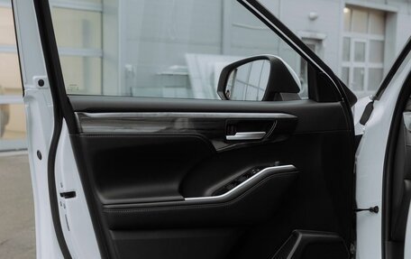 Toyota Highlander, 2025 год, 6 490 000 рублей, 10 фотография
