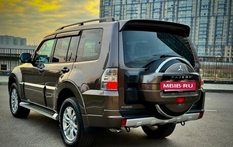 Mitsubishi Pajero IV, 2014 год, 3 650 000 рублей, 2 фотография